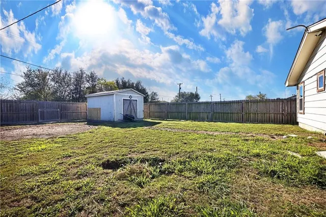 $1,550 | 2700 Ave D, Ingleside, TX 78362