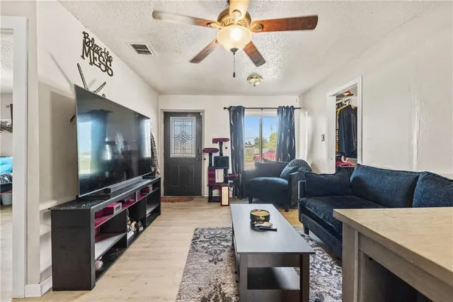 $1,550 | 2700 Ave D, Ingleside, TX 78362