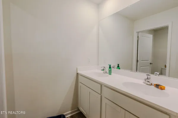 $369,909 | 158 Claire Place, Talbott, TN 37877