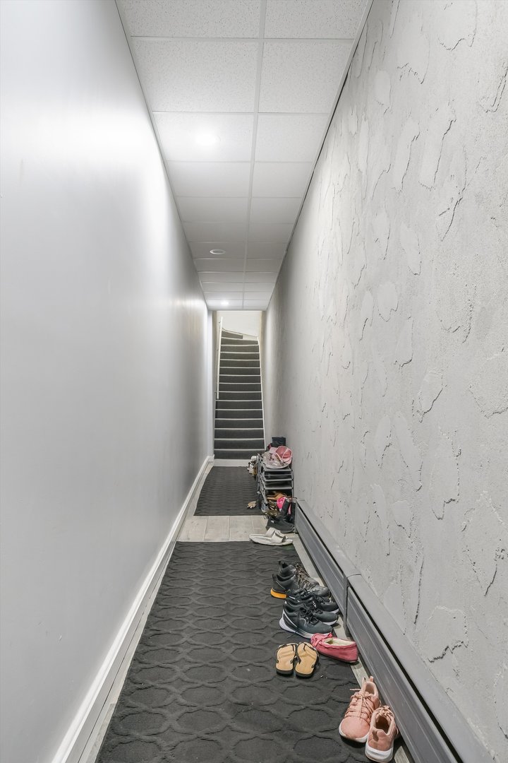 5481 North Northwest Highway Chicago, IL 60630 - Photo 34 of 60