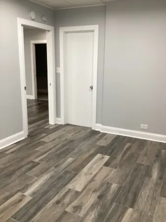 a view of empty room with window