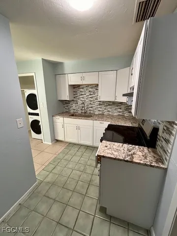 $1,300 | 4905 Viceroy Court, Unit B, Cape Coral, FL 33904