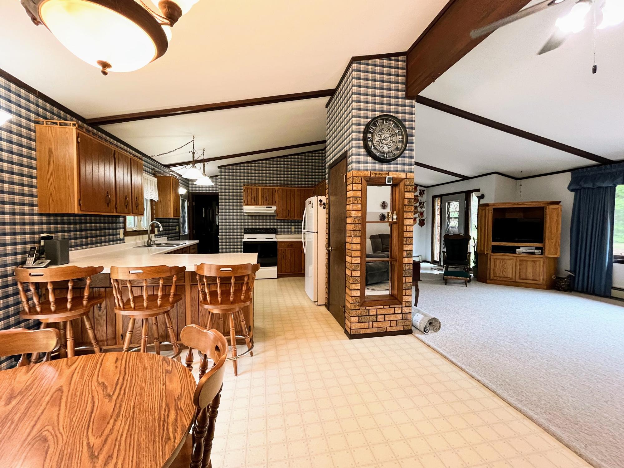 N9419 East Solberg Lake Road Phillips, WI 54555 - Photo 6 of 50 Gallery Image 6