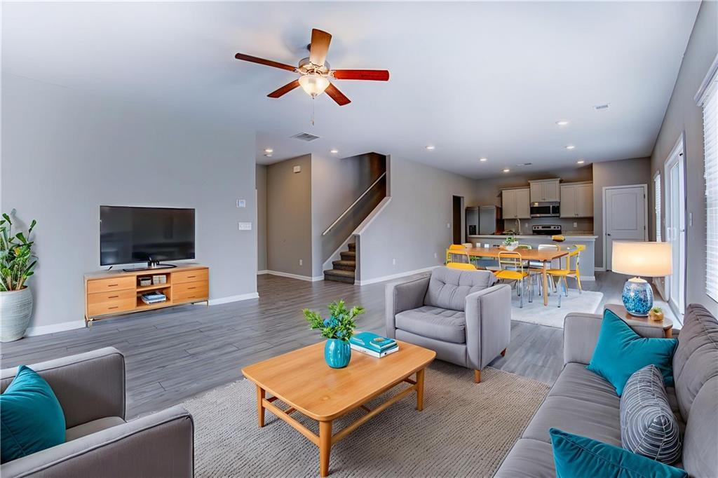 2502 Fraggle Roc Conyers, GA 30012 - Photo 5 of 33