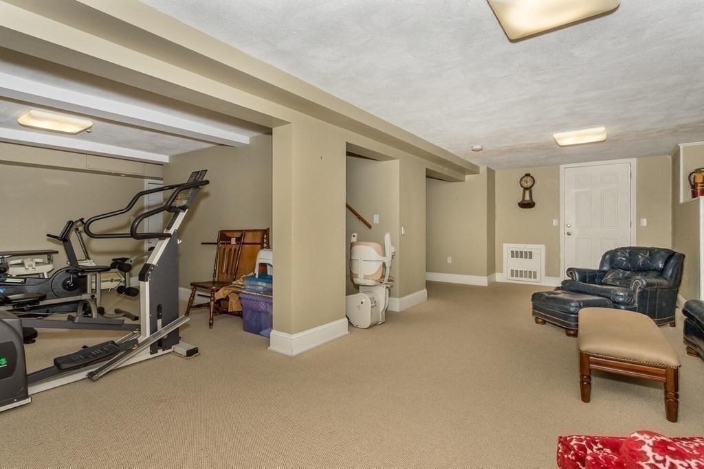 124 Old Farm Road Milton, MA 02186 - Photo 15 of 26