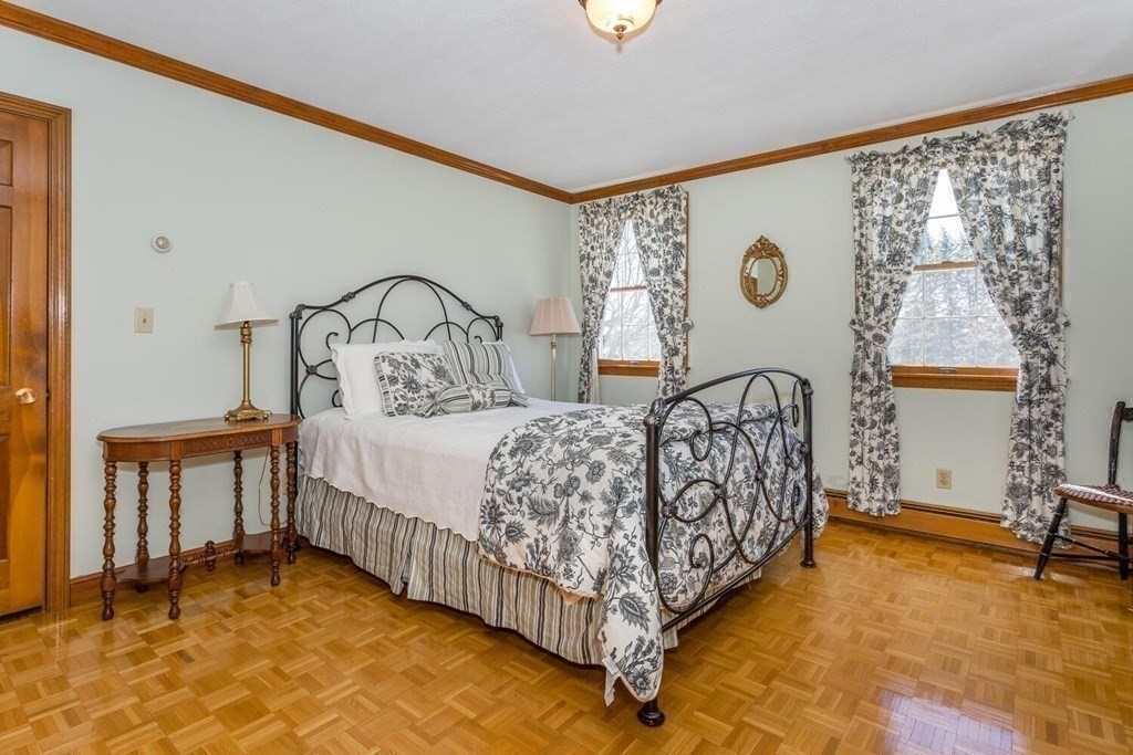 124 Old Farm Road Milton, MA 02186 - Photo 18 of 26