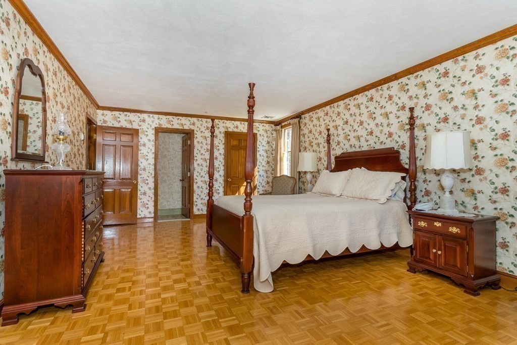 124 Old Farm Road Milton, MA 02186 - Photo 20 of 26