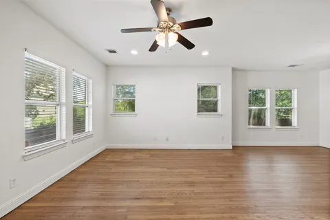 $610,000 | 3203 East 18th Street, Austin, TX 78721