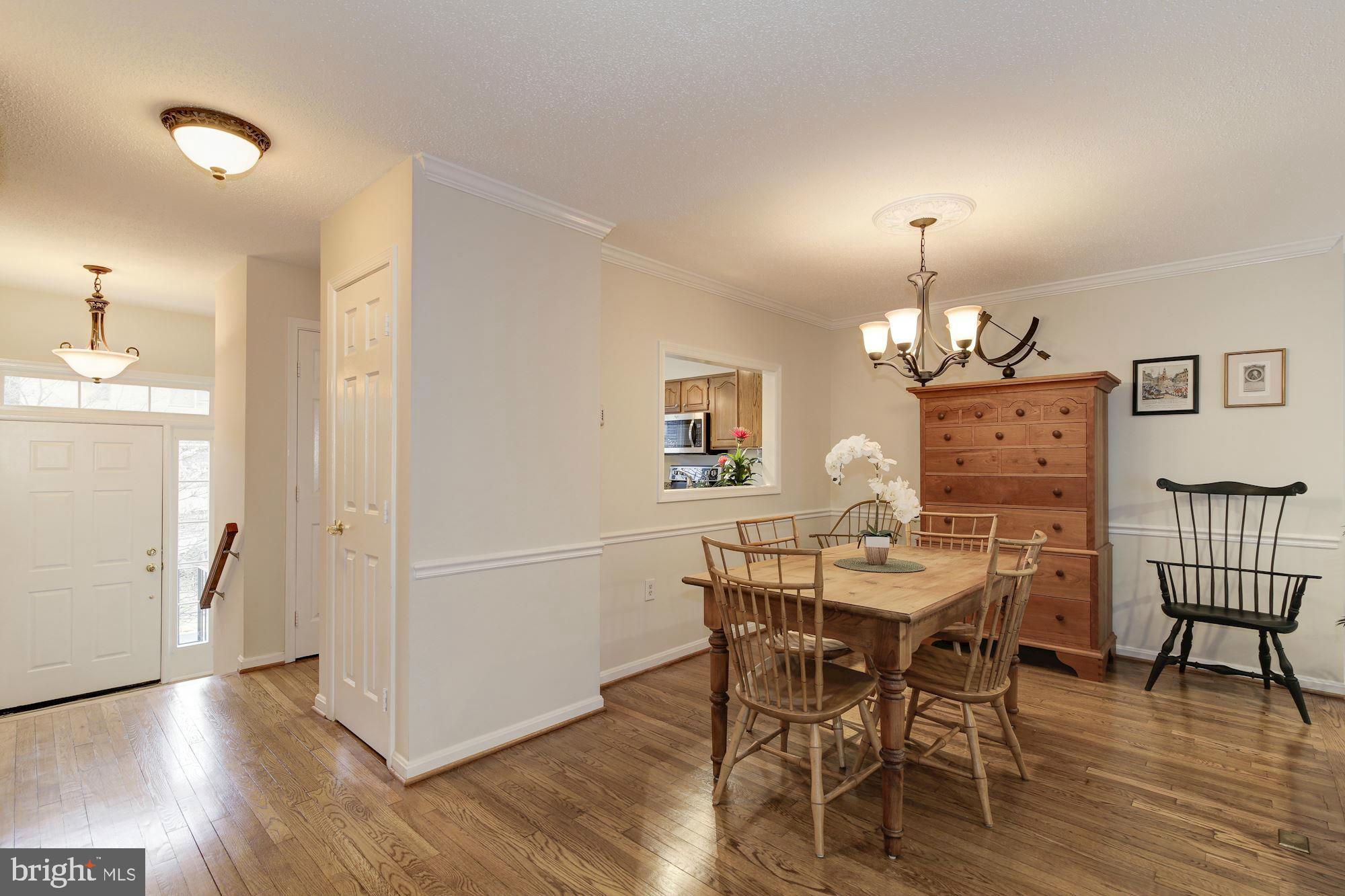 8112 Squirrel Run Road Springfield, VA 22152 - Photo 9 of 30 Dining Room