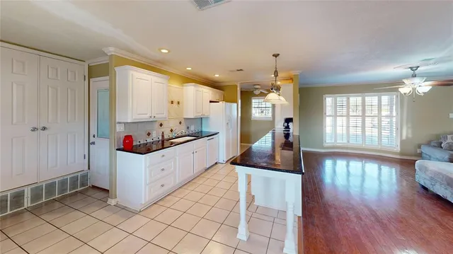 $242,000 | 2032 South China Street, Brady, TX 76825