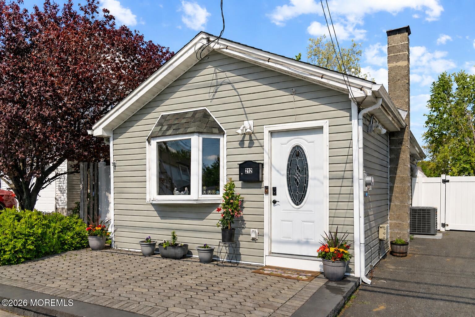 212 Atlantic Street Keyport, NJ 07735 - Photo 1 of 20 542F165F-C4C0-47DF-B5B7-EAAD638974C1
