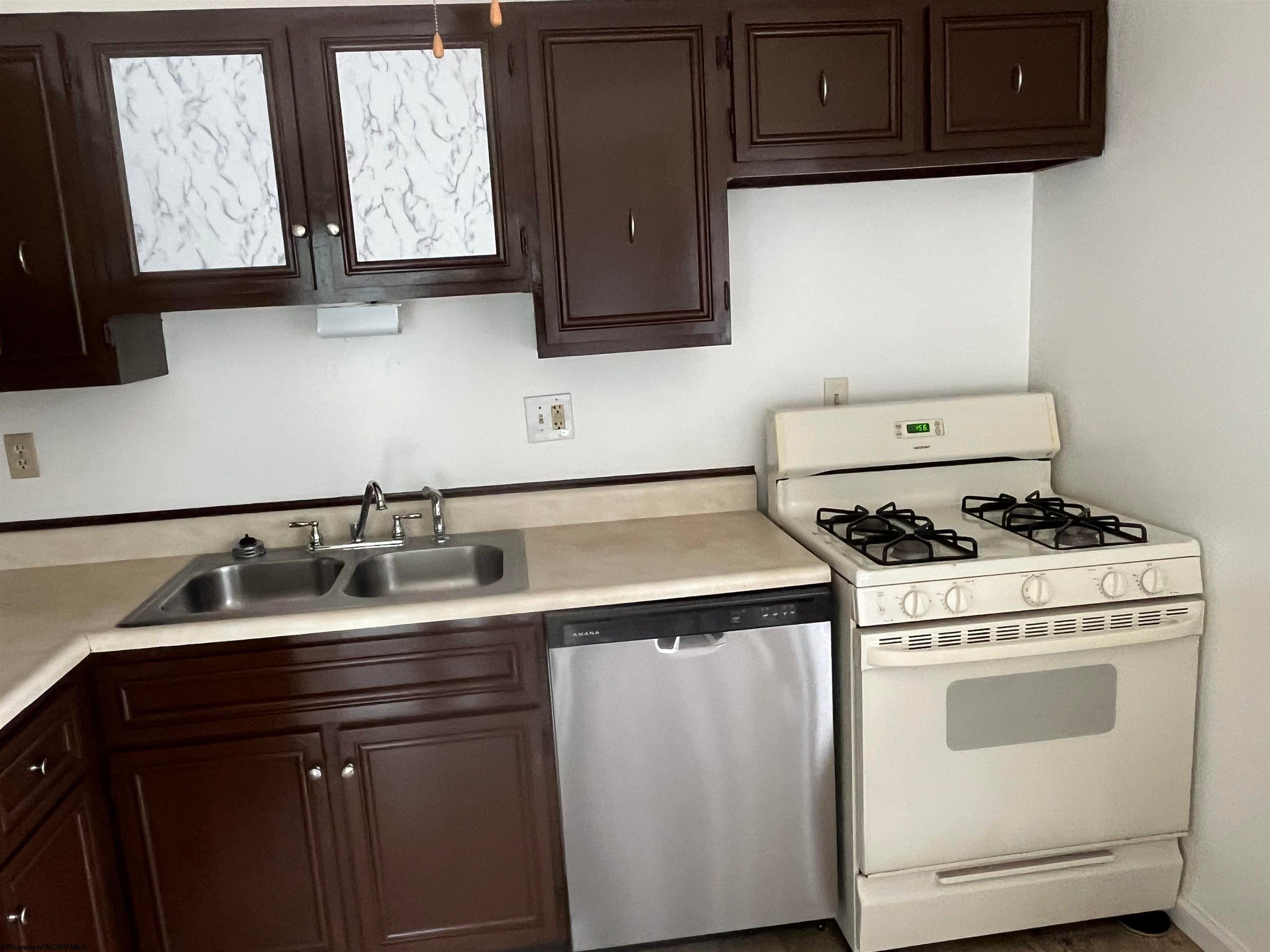287 Rada Avenue Weston, WV 26452 - Photo 9 of 22 Gallery Image 9