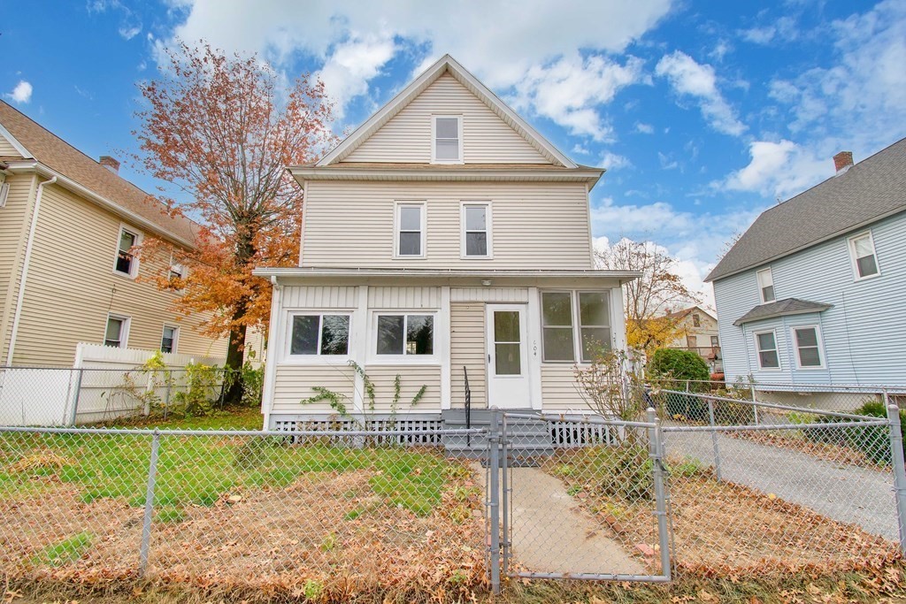 604 Armory Street Springfield, MA 01104 - Photo 1 of 40