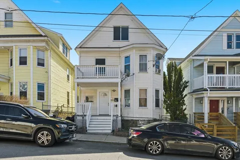 $2,550 | 70 Bellevue Street, Unit 3, Boston, MA 02125