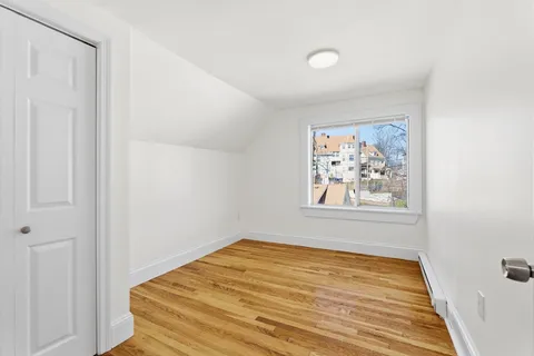 $2,550 | 70 Bellevue Street, Unit 3, Boston, MA 02125