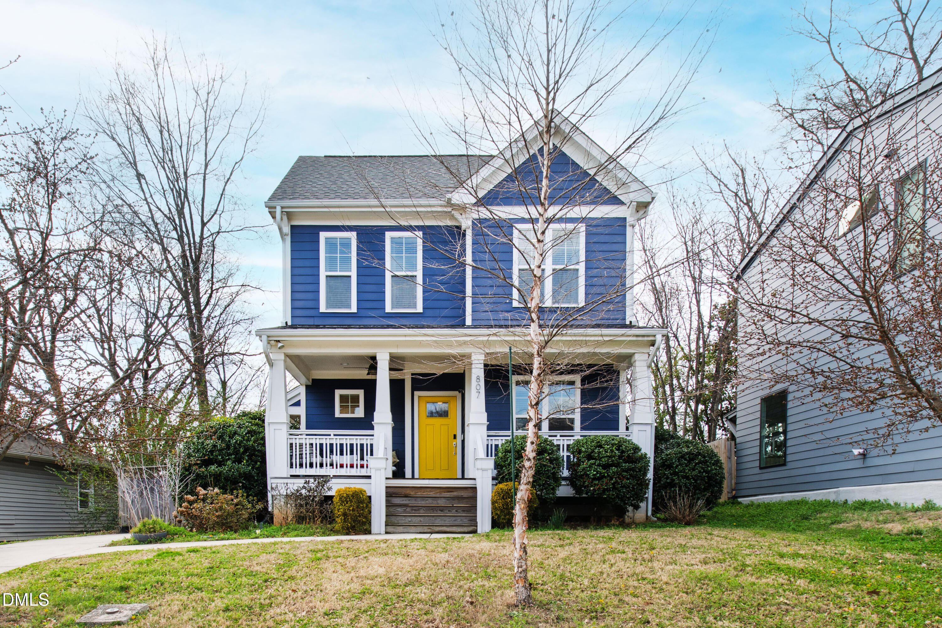 807 North Elizabeth Street Durham, NC 27701 - Photo 5 of 50 front view of a house with a yard