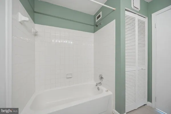 $2,000 | 14053 Vista Drive, Unit 147, Laurel, MD 20707