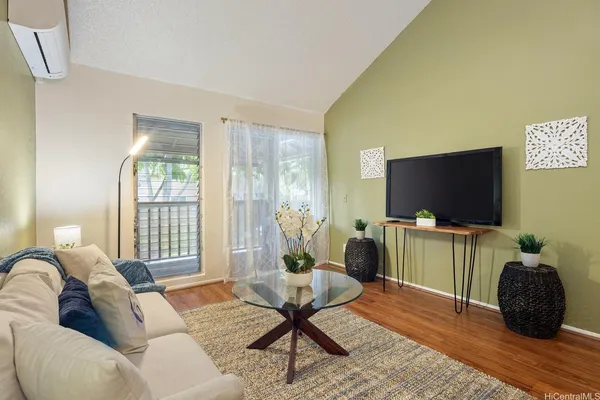 $3,500 | 98-1369 Koaheahe Place, Unit 989, Pearl City, HI 96782