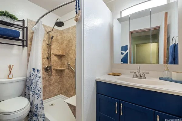 $3,500 | 98-1369 Koaheahe Place, Unit 989, Pearl City, HI 96782