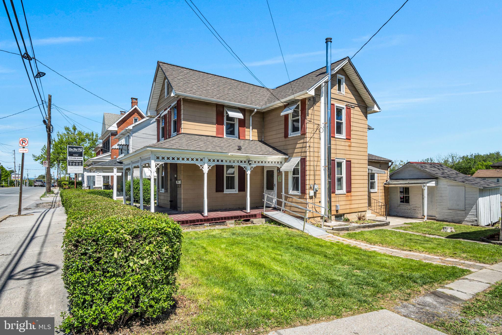 870 Baltimore Street Hanover, PA 17331 - Photo 2 of 36