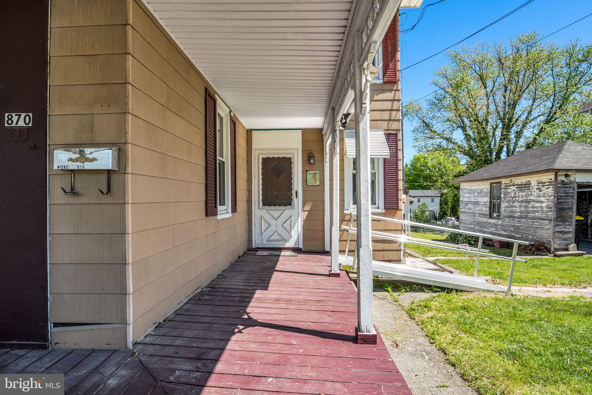 870 Baltimore Street Hanover, PA 17331 - Photo 5 of 36