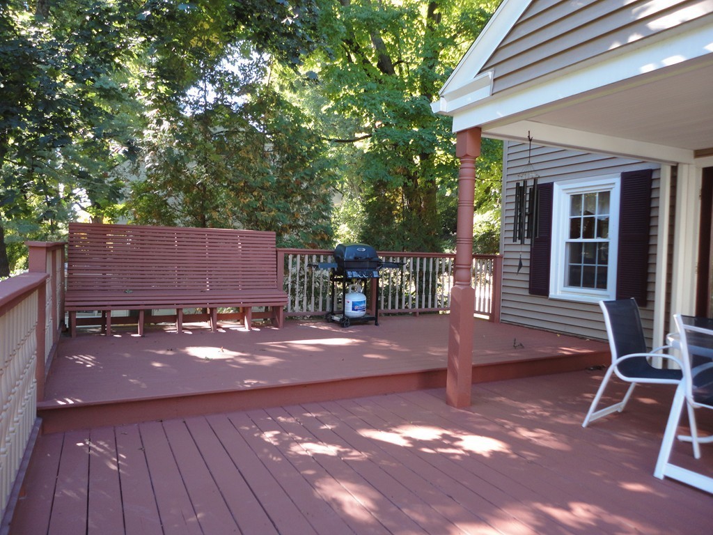33 St Elmo Road Worcester, MA 01602 - Photo 26 of 30