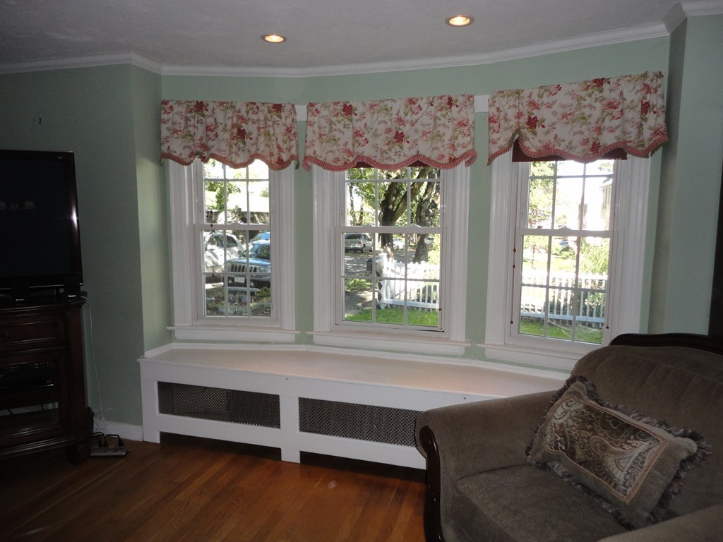 33 St Elmo Road Worcester, MA 01602 - Photo 5 of 30