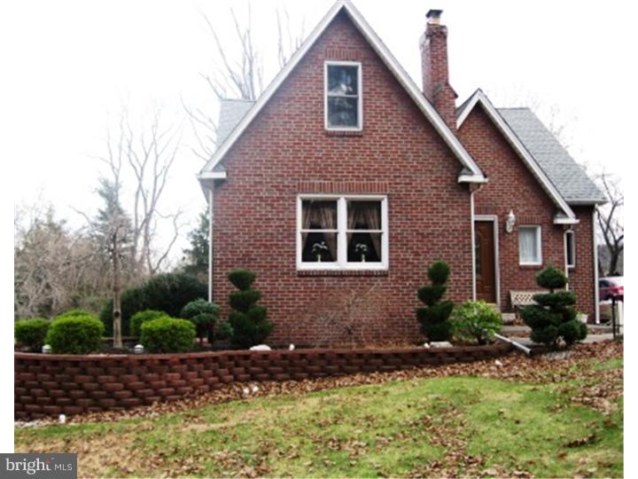 229 Red Lion Road Huntingdon Valley, PA 19006 - Photo 2 of 21
