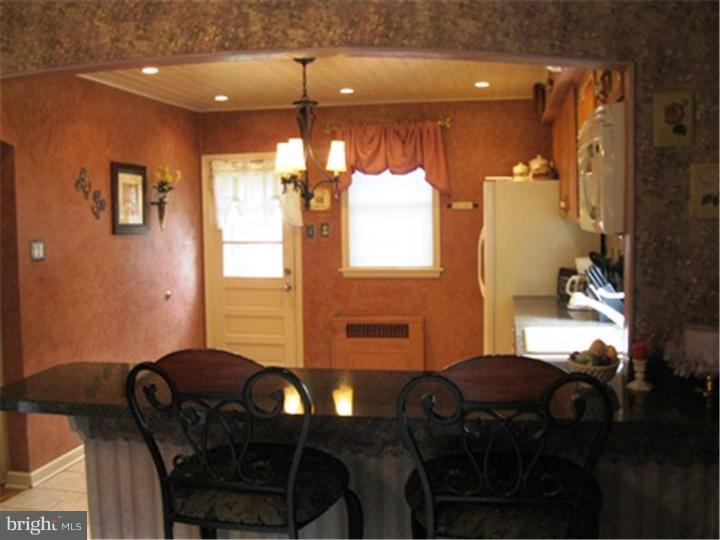 229 Red Lion Road Huntingdon Valley, PA 19006 - Photo 11 of 21