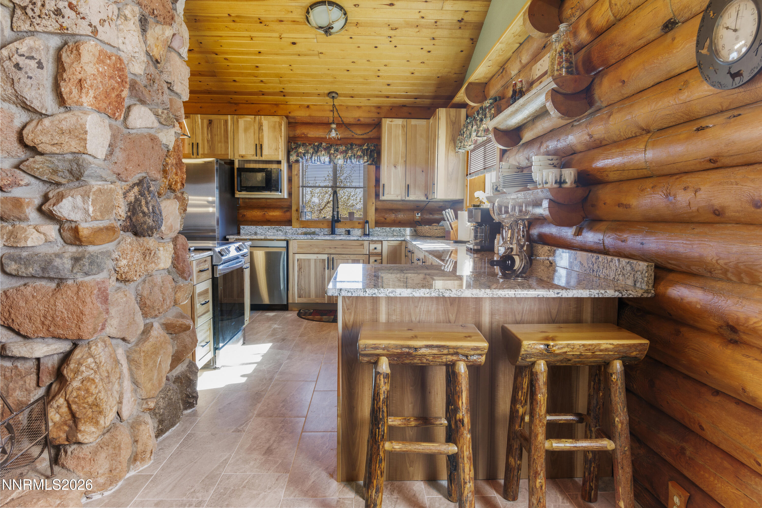 15069 North Red Rock Road Reno, NV 89508 - Photo 7 of 75 _S1A0420