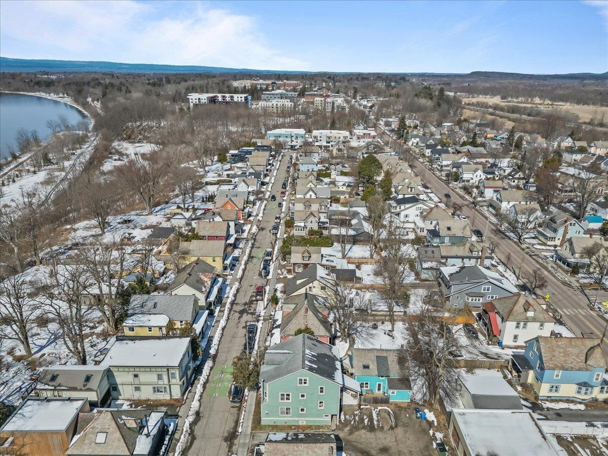 62 Lakeview Terrace, Unit B Burlington, VT 05401 - Photo 30 of 52