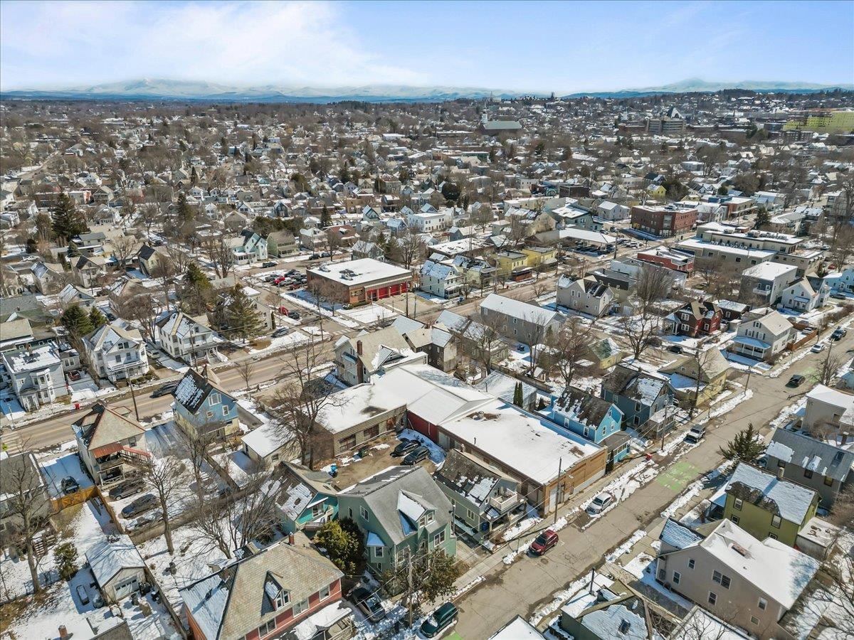 62 Lakeview Terrace, Unit B Burlington, VT 05401 - Photo 33 of 52