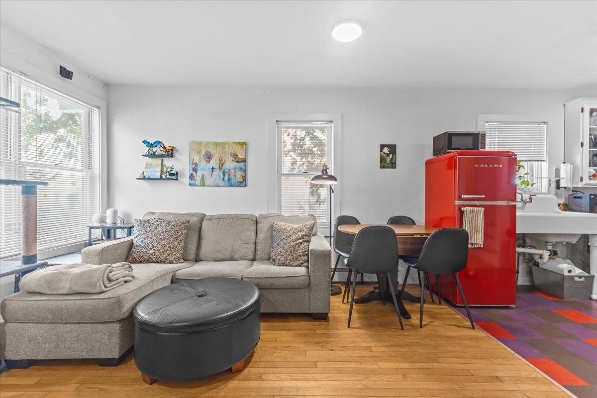 62 Lakeview Terrace, Unit B Burlington, VT 05401 - Photo 6 of 52