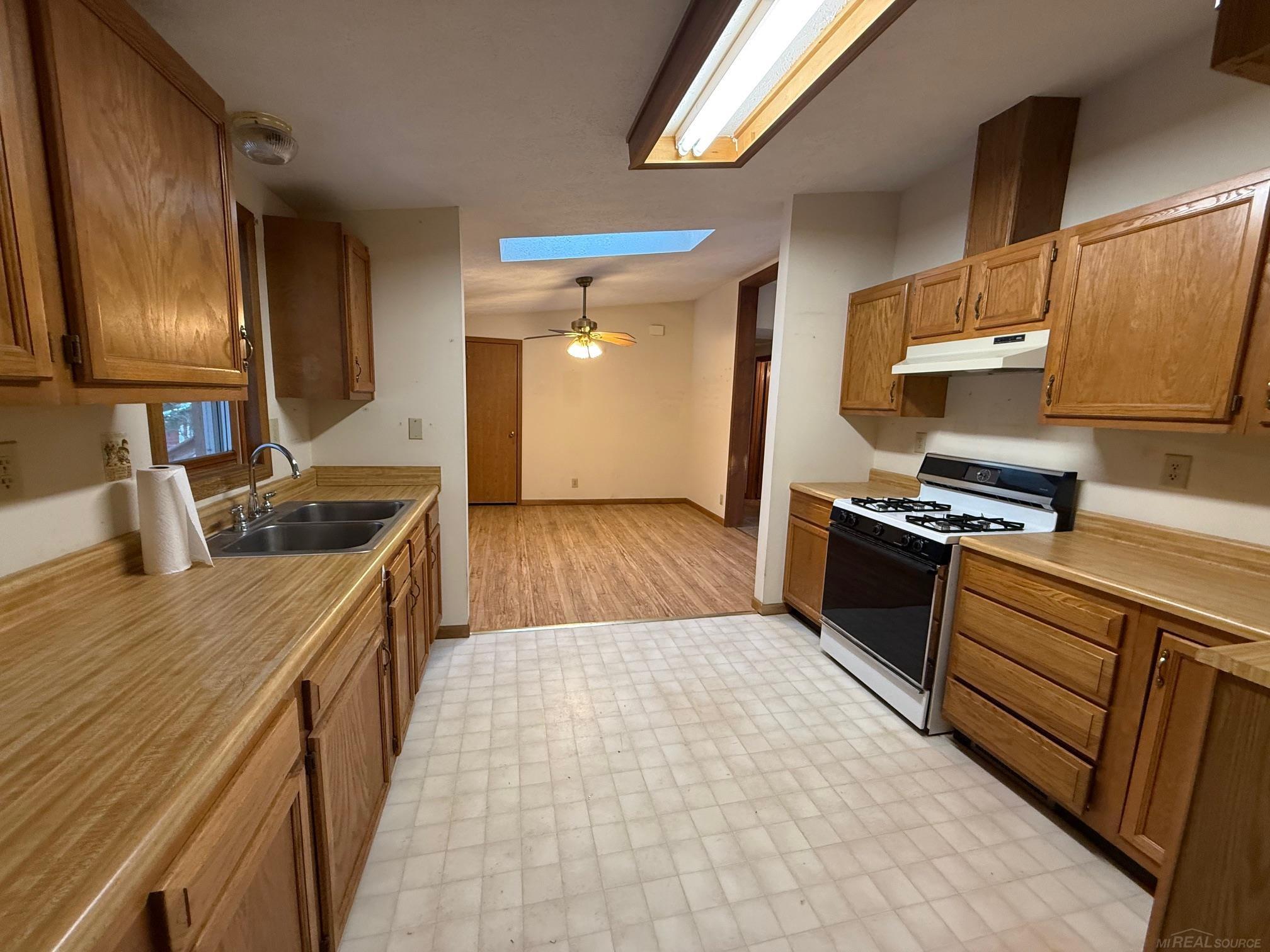 5750 Snay Road Palms, MI 48465 - Photo 20 of 47