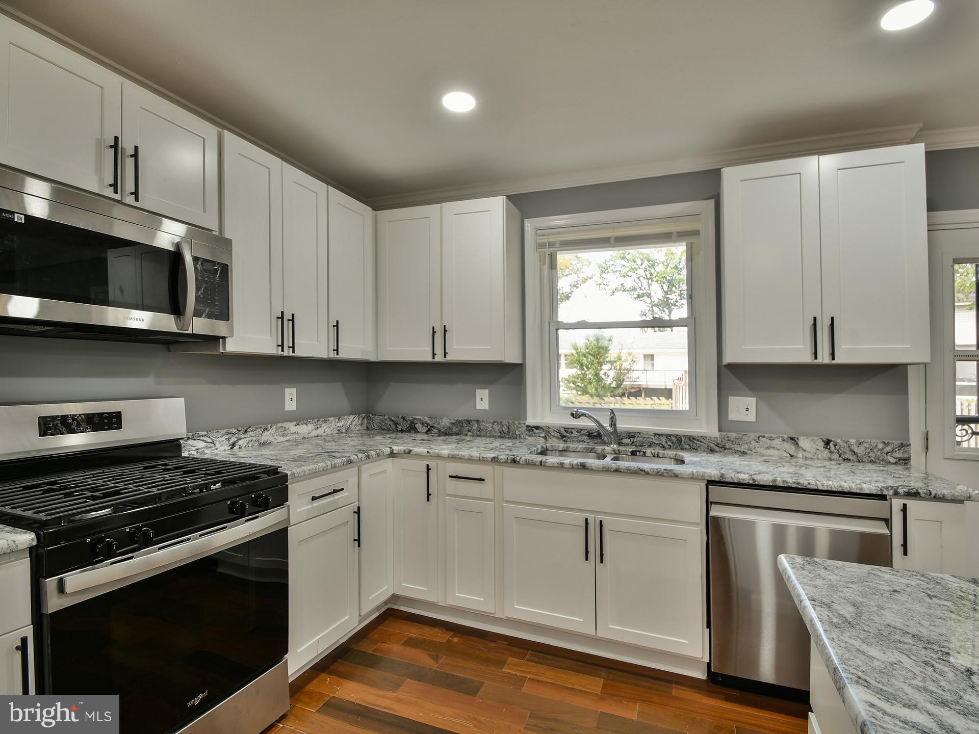 6918 Pine Valley Drive, Unit MAIN Glenn Dale, MD 20769 - Photo 12 of 41 Kitchen