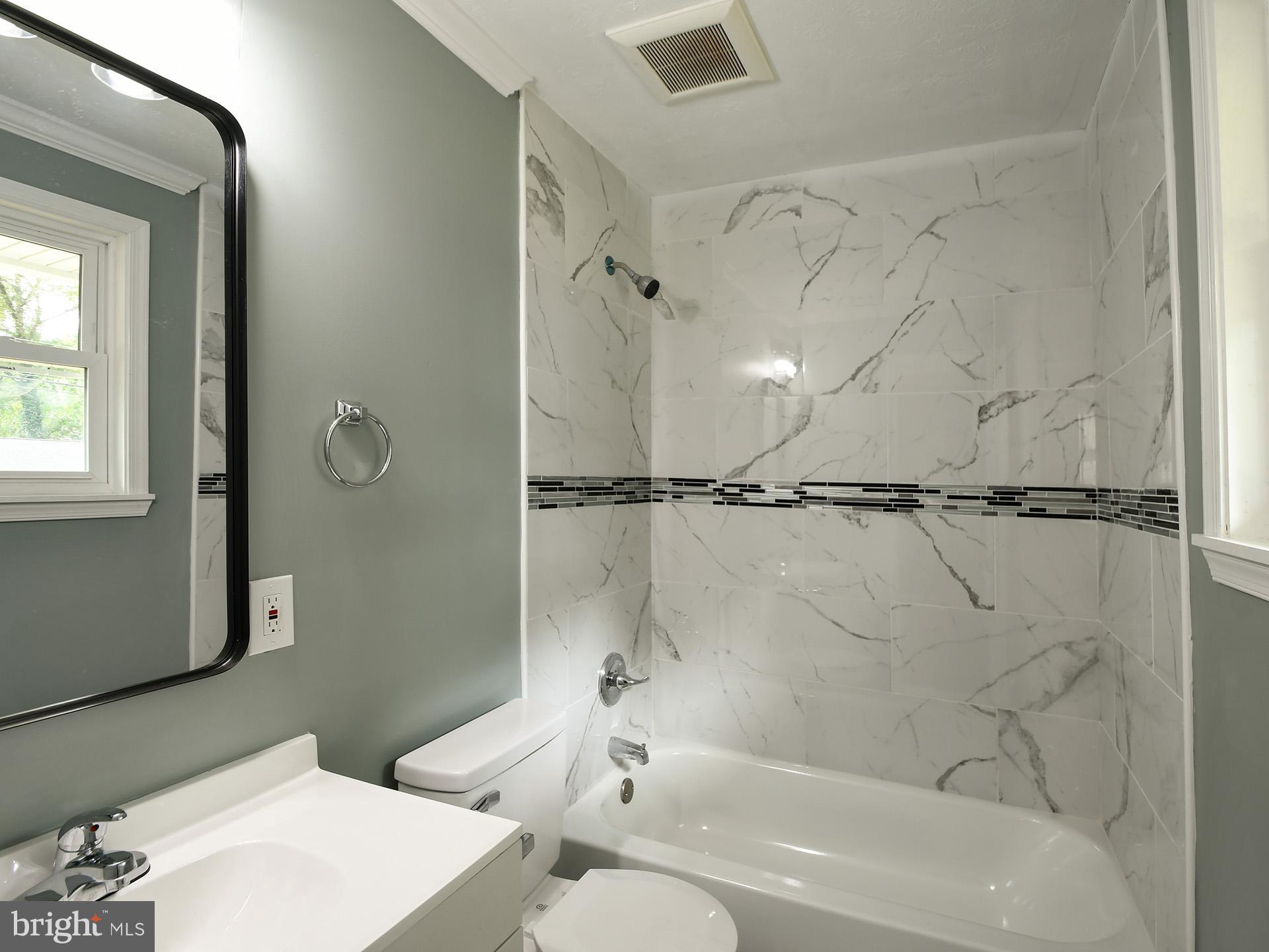 6918 Pine Valley Drive, Unit MAIN Glenn Dale, MD 20769 - Photo 20 of 41 Master Bath