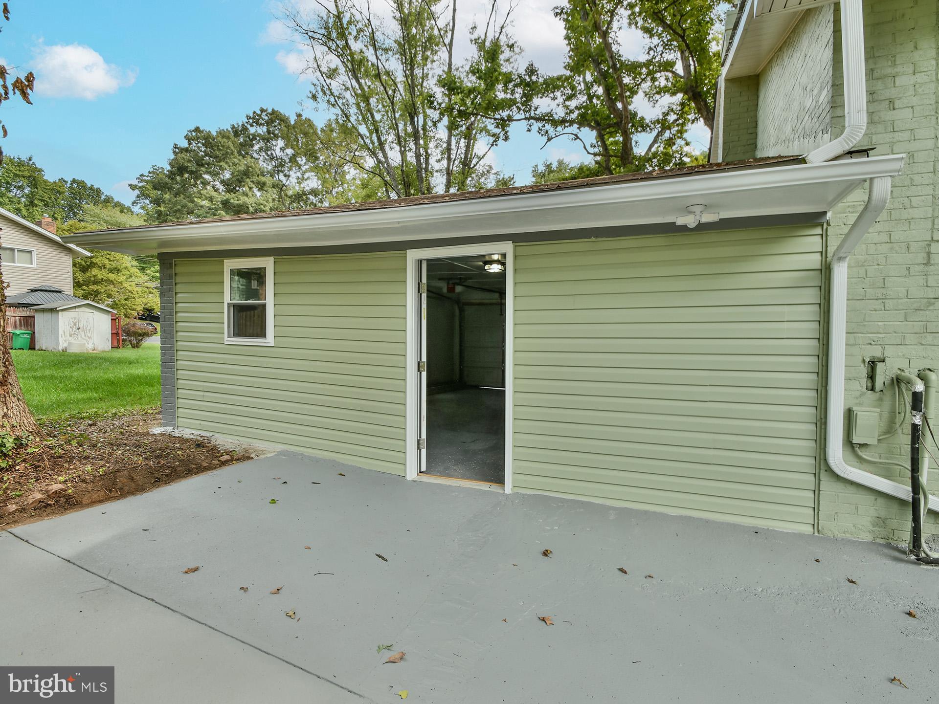 6918 Pine Valley Drive, Unit MAIN Glenn Dale, MD 20769 - Photo 34 of 41 Patio Area
