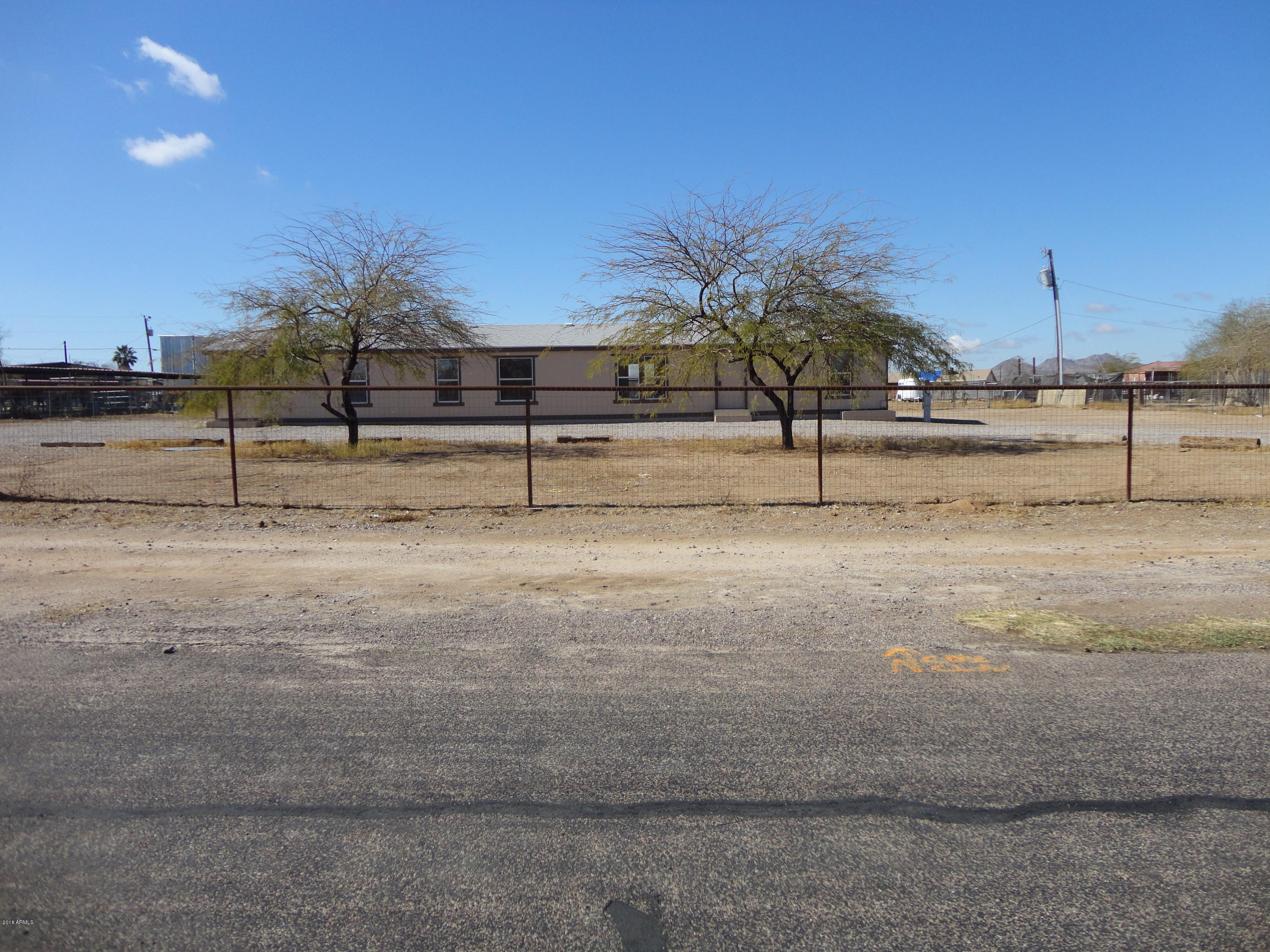 13002 South Zuni Road Buckeye, AZ 85326 - Photo 8 of 31 DSC05560