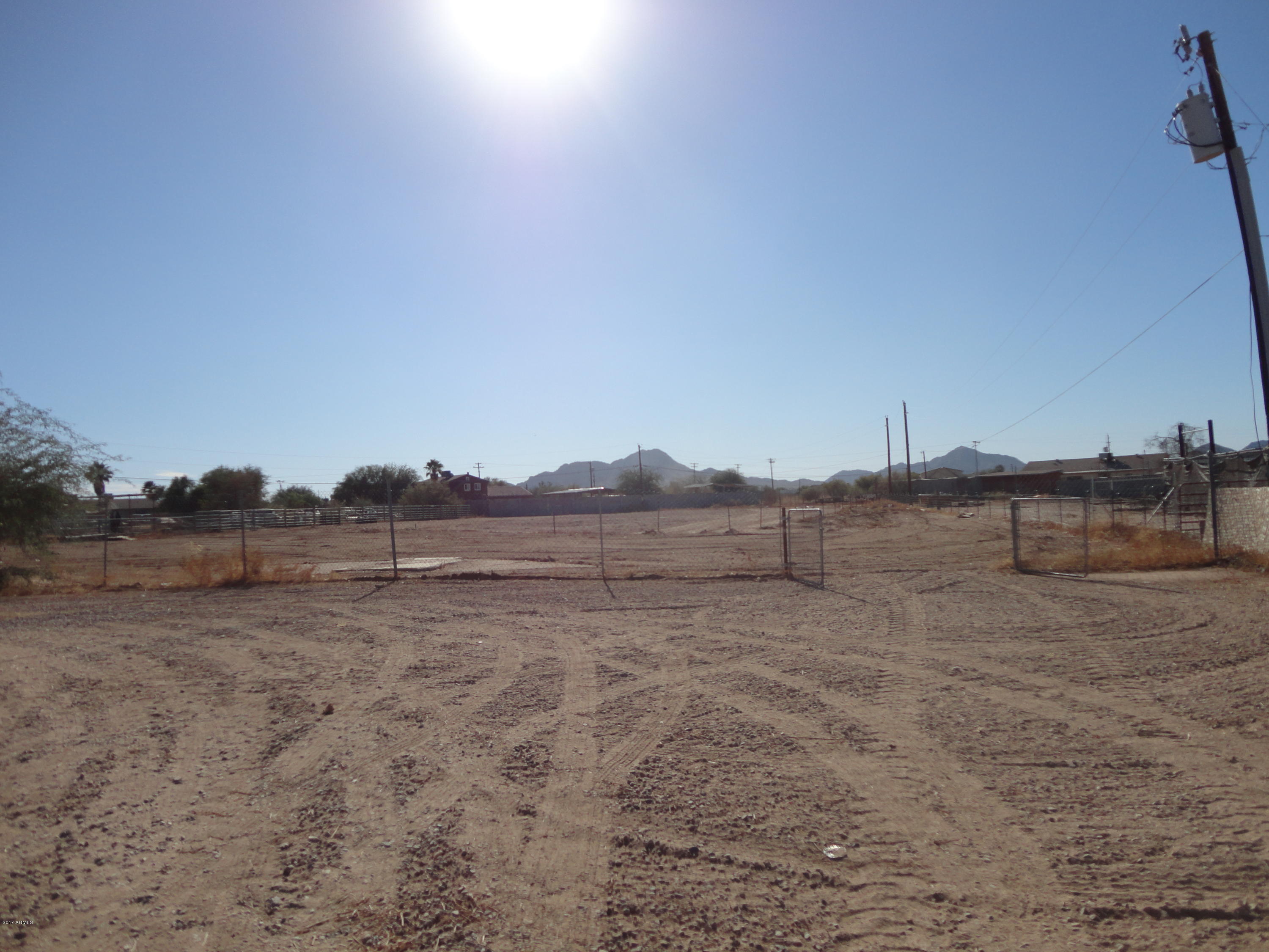 13002 South Zuni Road Buckeye, AZ 85326 - Photo 9 of 31 DSC05245