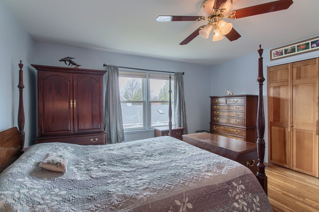 6 Crescent Road Leominster, MA 01453 - Photo 18 of 30 Gallery Image 18