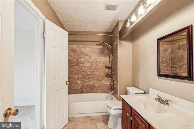 $385,000 | 1016 Chestnut Haven Court, Chestnut Hill Cove, MD 21226