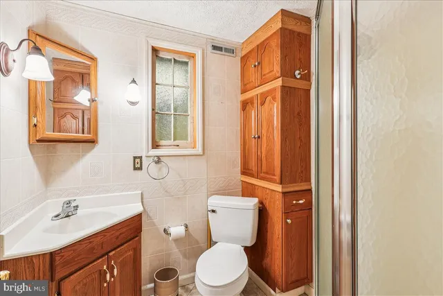 $385,000 | 1016 Chestnut Haven Court, Chestnut Hill Cove, MD 21226