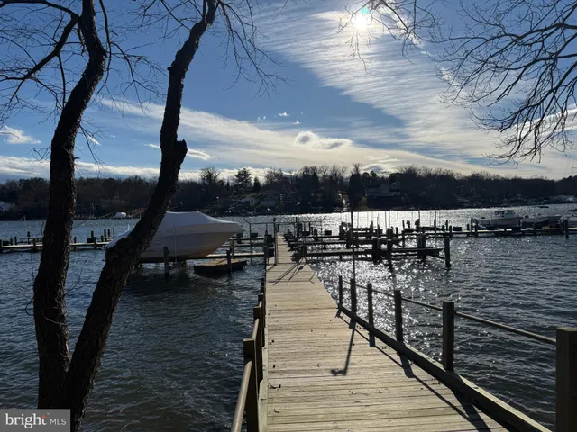 $385,000 | 1016 Chestnut Haven Court, Chestnut Hill Cove, MD 21226