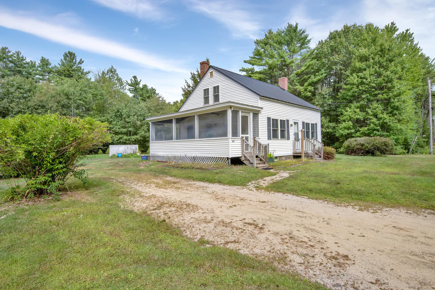 641 Snow Hill Rd New-large-001-020-Front