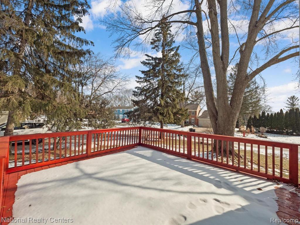 755 Lake Forest Road Rochester Hills, MI 48309 - Photo 8 of 66