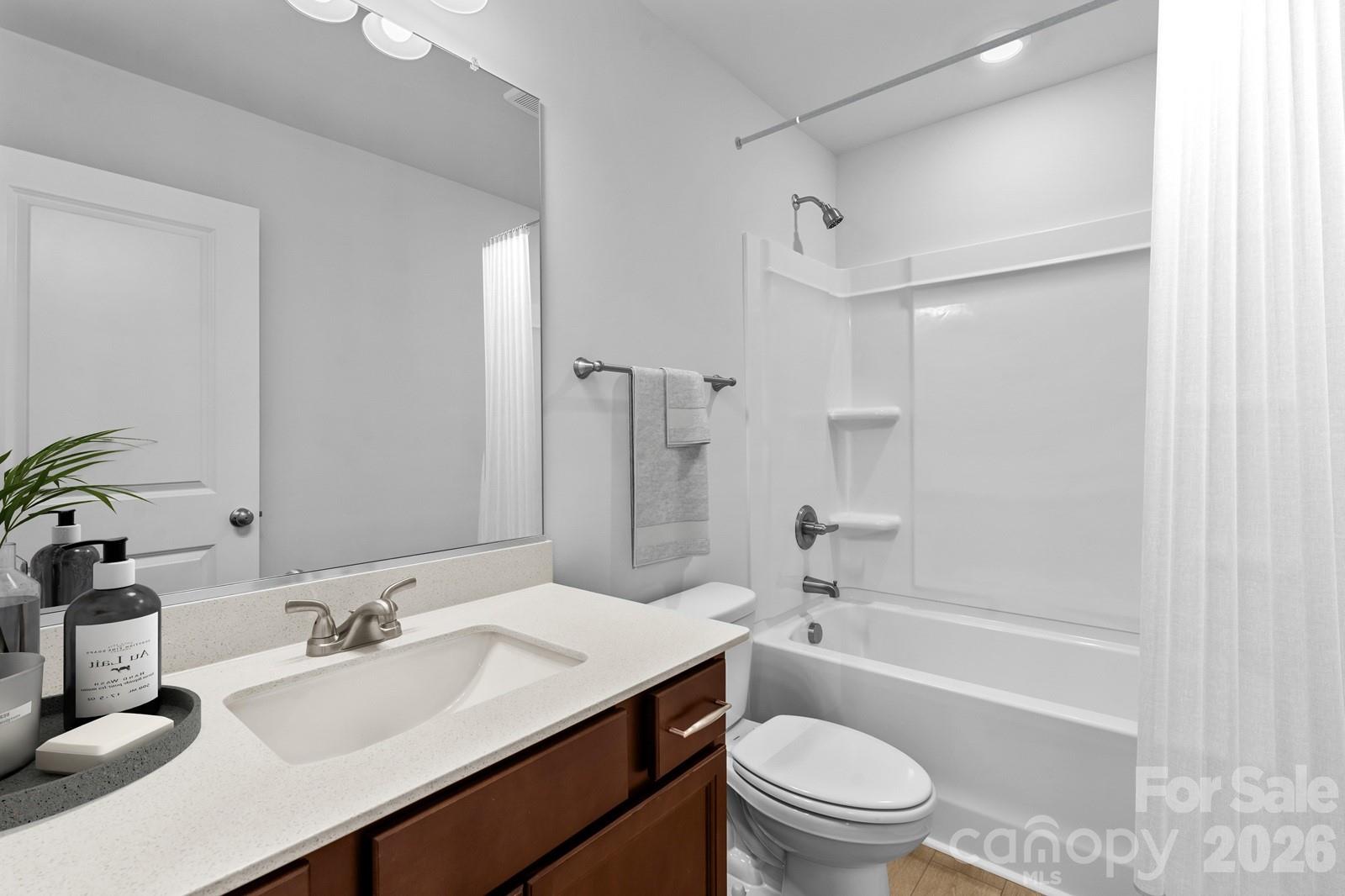 202 Rodeo Drive, Unit 27 Shelby, NC 28150 - Photo 9 of 11