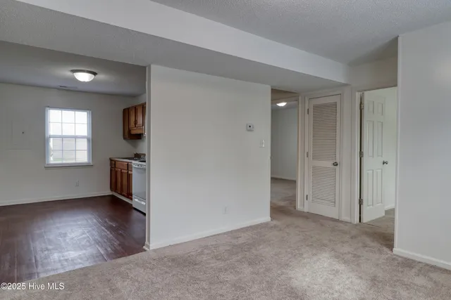 $950 | 2318 Indian Drive, Unit B2, Jacksonville, NC 28546