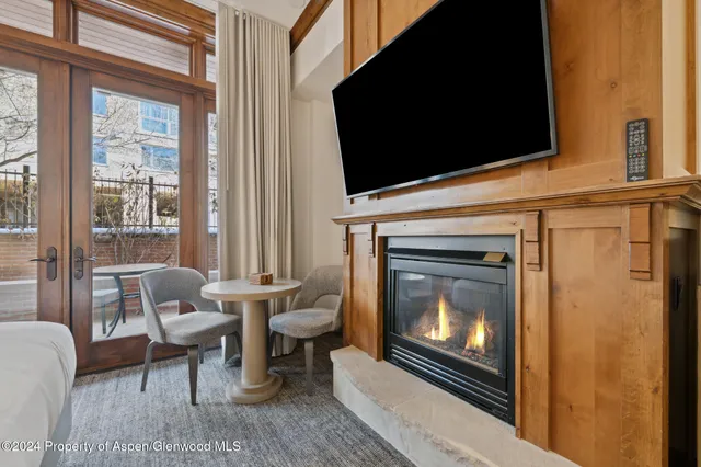 $235,000 | 415 East Dean St Unit 3 Week 11, Aspen, CO 81611