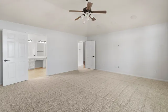 $3,200 | 2602 White Falls Drive, Pearland, TX 77584