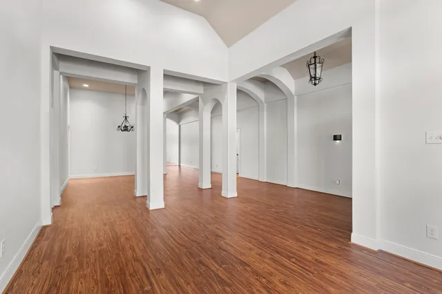 $3,200 | 2602 White Falls Drive, Pearland, TX 77584